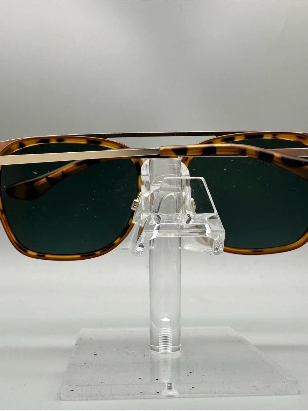 Quay Australia Byron Sunglasses Tortoise Shell Gold Double Bridge